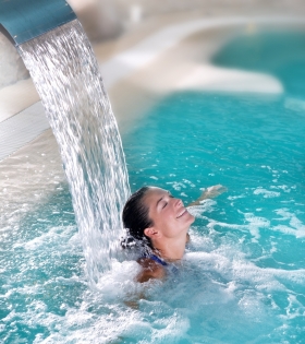 MATERIAL PARA PISCINA Y TRATAMIENTOS DE AGUA - UNIÓN TORRE LORCA, S.A.